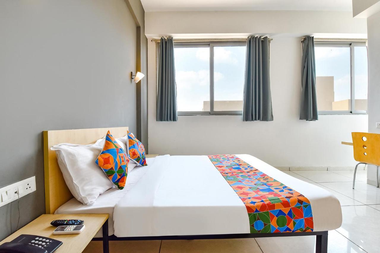 Fabhotel Kaviya - Bopal Ахмедабад Екстериор снимка
