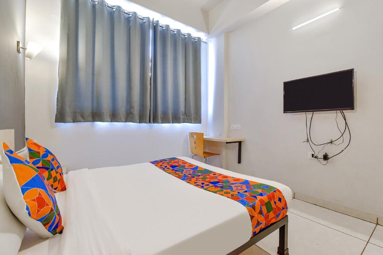 Fabhotel Kaviya - Bopal Ахмедабад Екстериор снимка